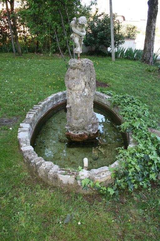 B&B Il Glicine Bedizzole Exteriér fotografie