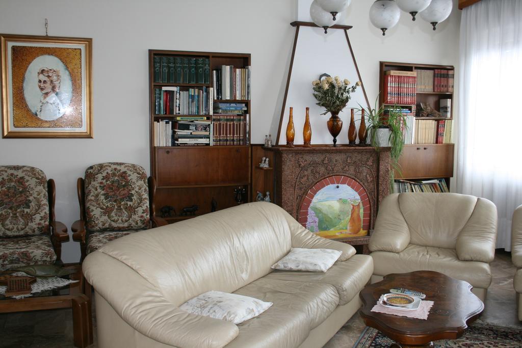 B&B Il Glicine Bedizzole Exteriér fotografie