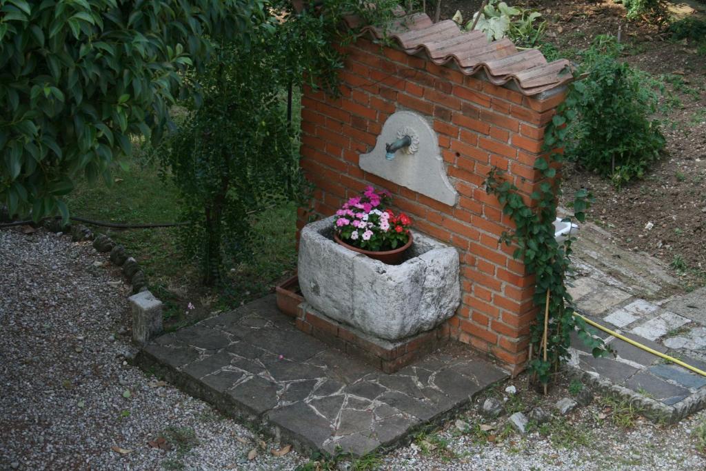 B&B Il Glicine Bedizzole Exteriér fotografie
